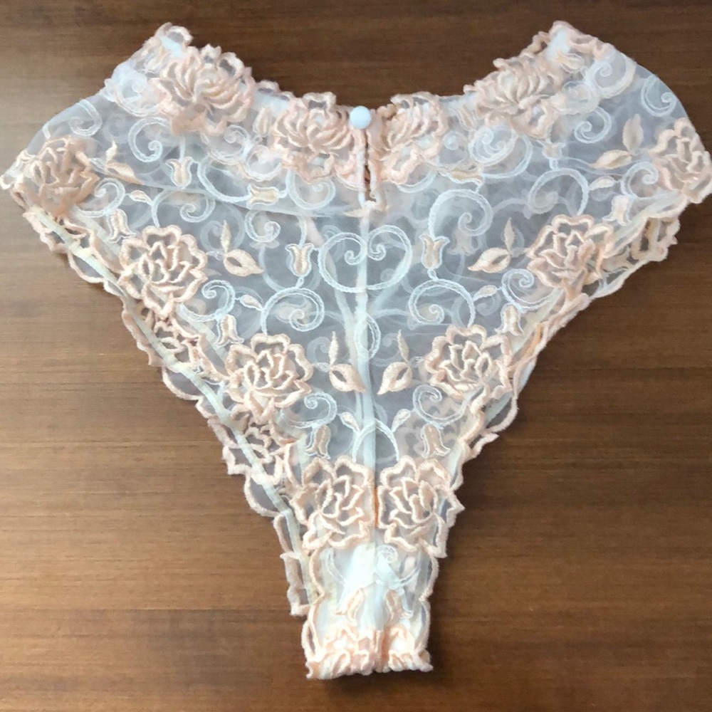 Lise Charmel Panty France Couture Embroidery